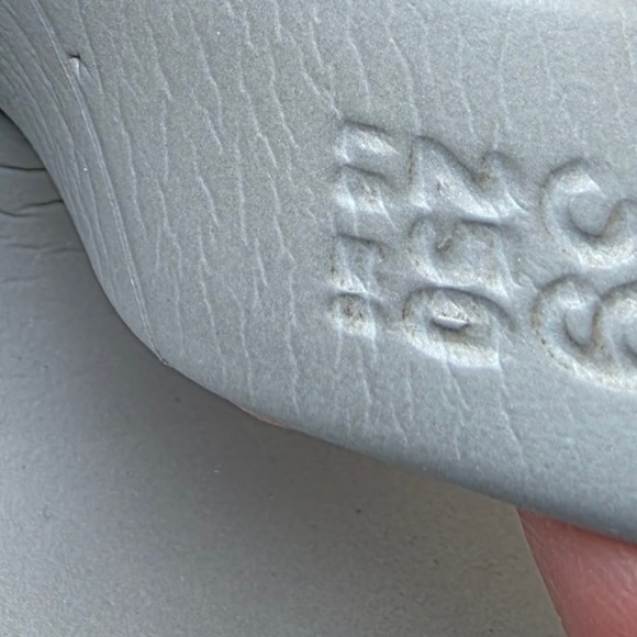 Birkenstock Gizeh 39 Sandals Silver Eva Flip Flop Women T-Strap Size 8.5/9 - Picture 6 of 6